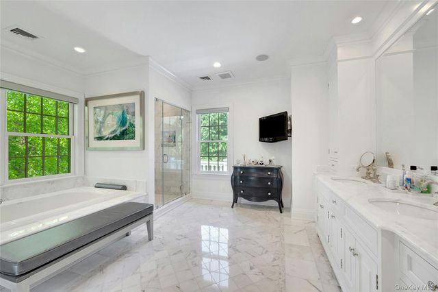 8-10 Championship Drive, Mamaroneck, NY 10543