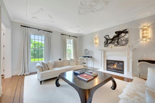8-10 Championship Drive, Mamaroneck, NY 10543