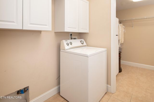 5082 Dovewood Way, Knoxville, TN 37918