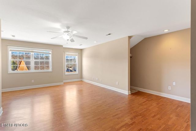 5082 Dovewood Way, Knoxville, TN 37918