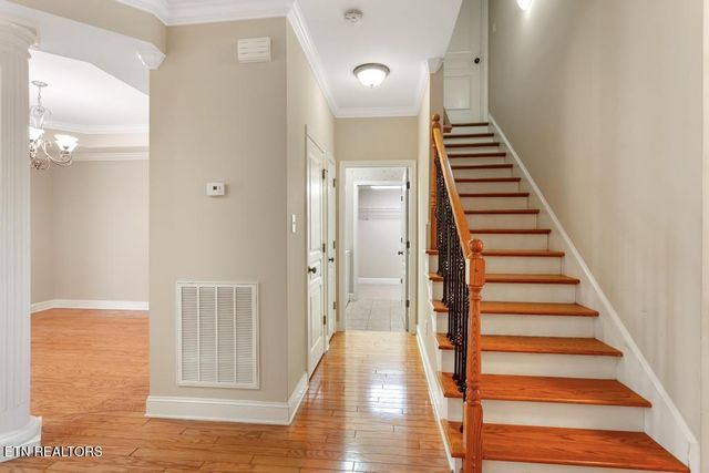 5082 Dovewood Way, Knoxville, TN 37918