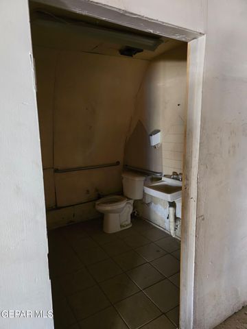 3925 FRED WILSON Avenue, El Paso, TX 79904