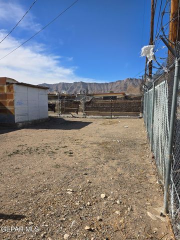 3925 FRED WILSON Avenue, El Paso, TX 79904