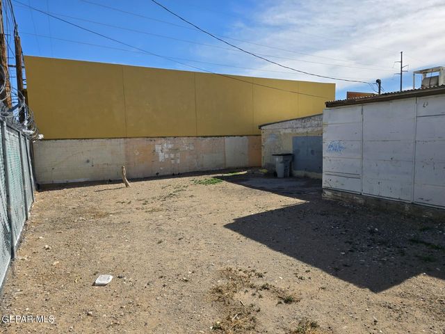 3925 FRED WILSON Avenue, El Paso, TX 79904