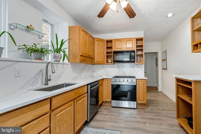 1221 E ST SE, Washington, DC 20003