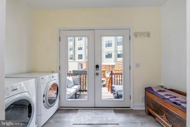 1221 E ST SE, Washington, DC 20003