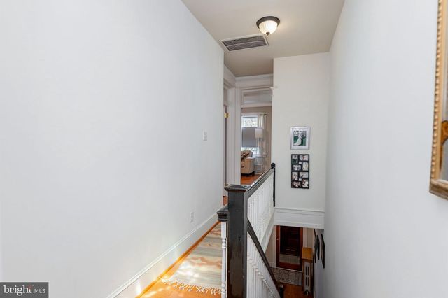 1221 E ST SE, Washington, DC 20003