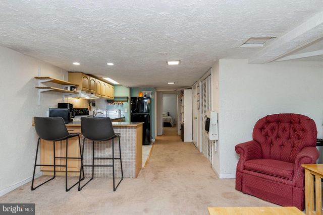 1221 E ST SE, Washington, DC 20003