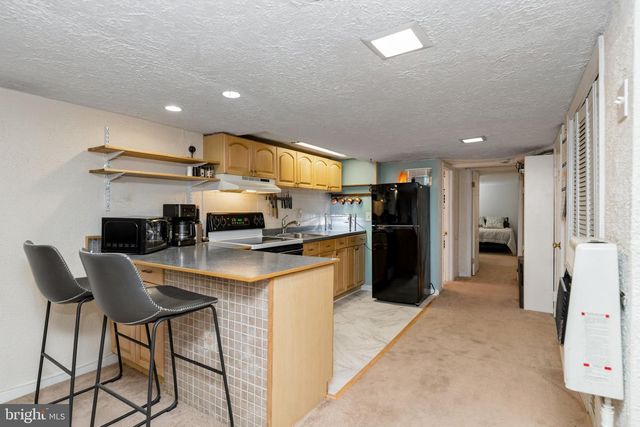 1221 E ST SE, Washington, DC 20003