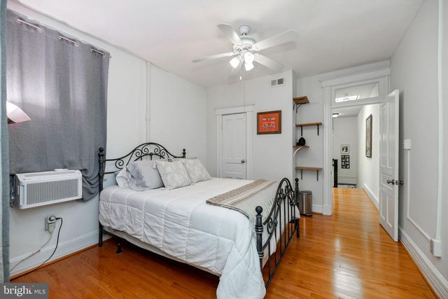 1221 E ST SE, Washington, DC 20003