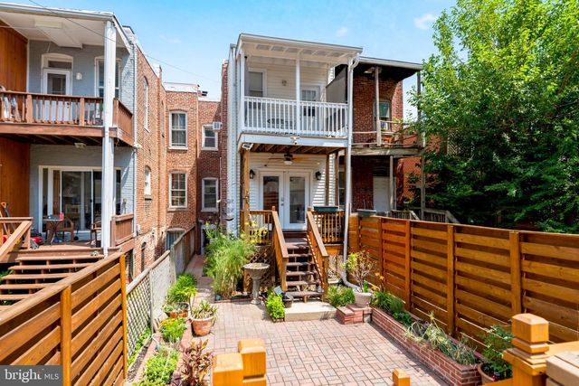 1221 E ST SE, Washington, DC 20003