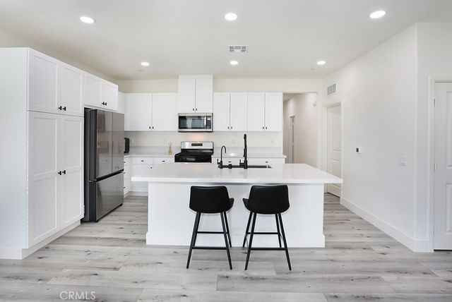 4067 Summer, Corona, CA 92883