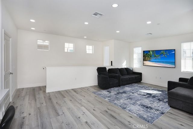 4067 Summer, Corona, CA 92883