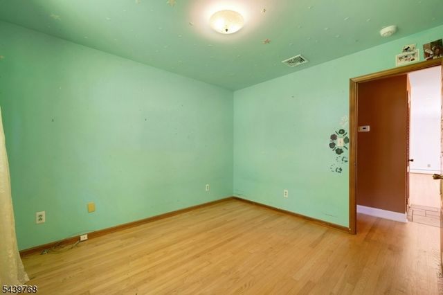 29 Dogwood Dr, Chester Twp., NJ 07930