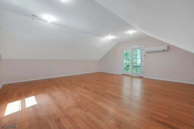 29 Dogwood Dr, Chester Twp., NJ 07930