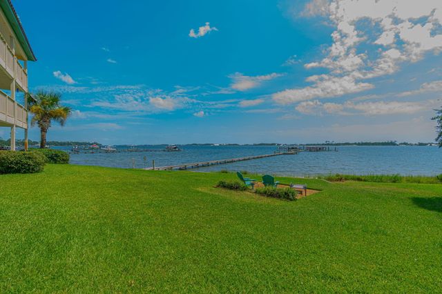 1695 W Highway 98, 102, Mary Esther, FL 32569