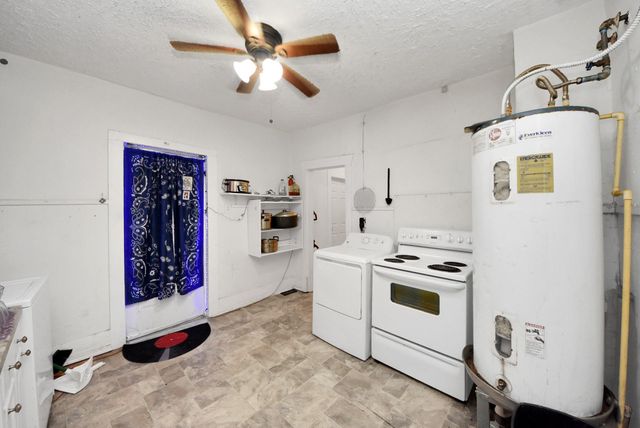 2611 Canfield Street, Houston, TX 77004