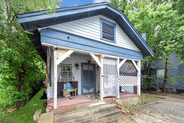 2611 Canfield Street, Houston, TX 77004