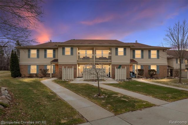 19272 Northridge Drive, Northville, MI 48167