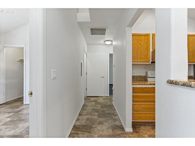 13210 Se 7TH St M60, Vancouver, WA 98683