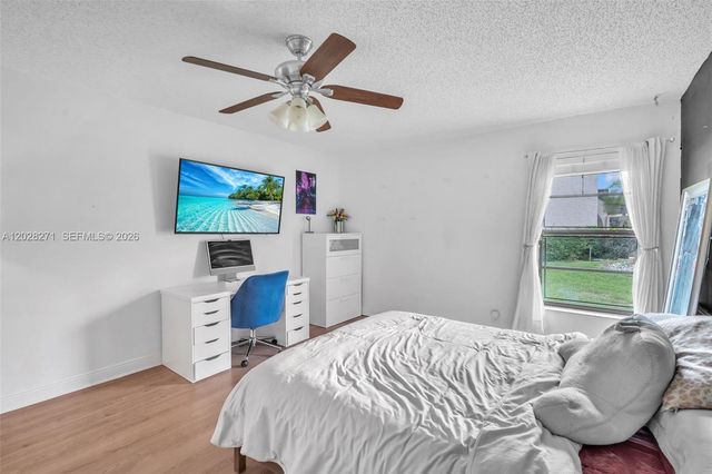 8176 Pine Circle 6, Tamarac, FL 33321