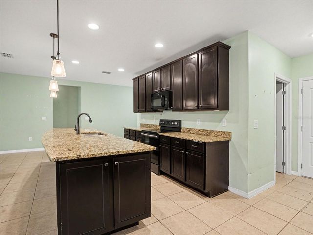 243 MILESTONE DRIVE, Haines City, FL 33844