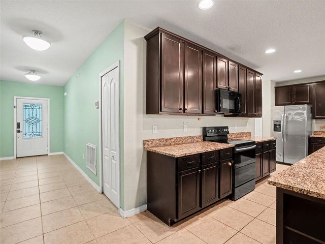 243 MILESTONE DRIVE, Haines City, FL 33844