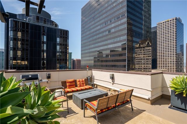 655 S Hope Street 704, Los Angeles, CA 90017