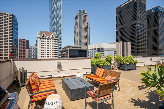 655 S Hope Street 704, Los Angeles, CA 90017