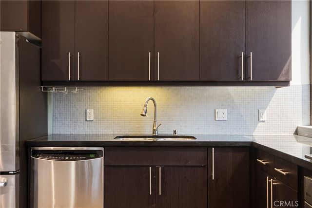 655 S Hope Street 704, Los Angeles, CA 90017