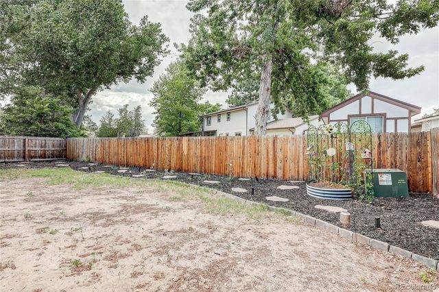 11949 E Iowa Avenue, Aurora, CO 80012