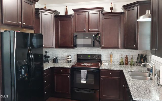 215 Keeneland Drive, Oxford, NC 27565