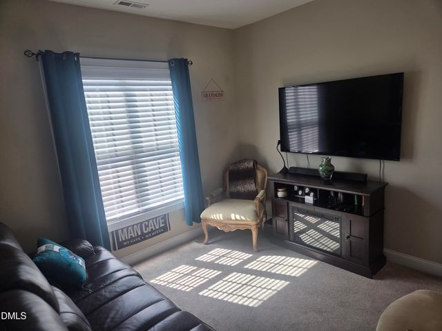 215 Keeneland Drive, Oxford, NC 27565