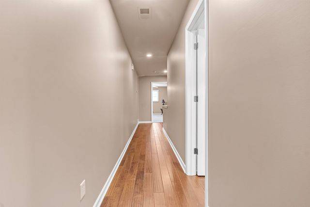 1222 RIVER PINE CV, Cordova, TN 38016