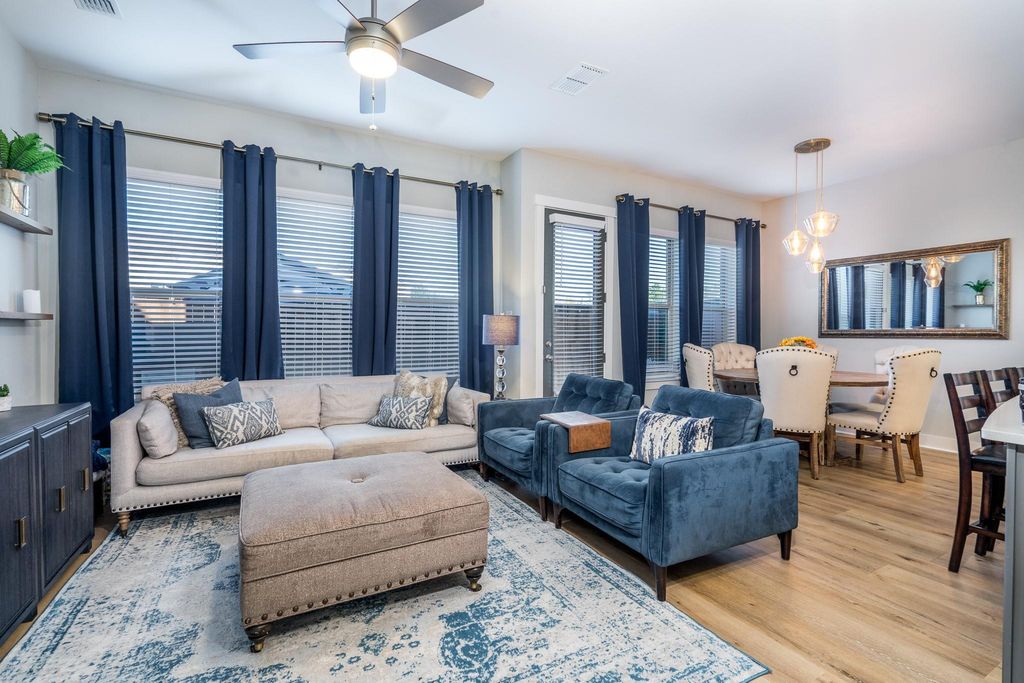 968 Ford Pines Lane, Houston, TX 77091