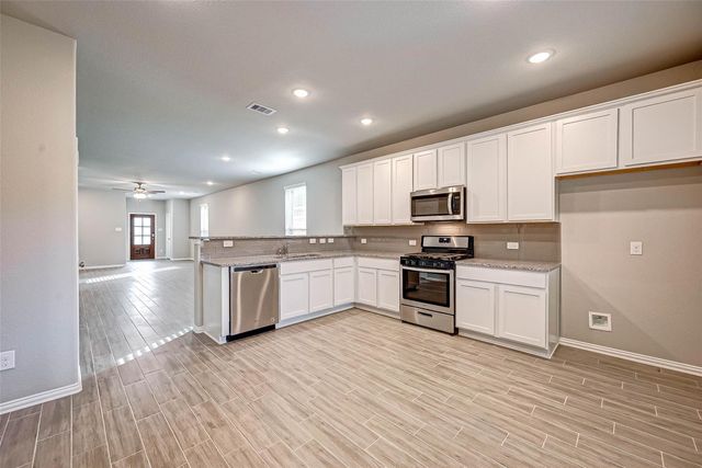 31738 Wellington Pass, Fulshear, TX 77441