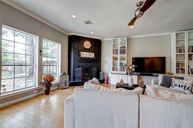 14 Bradford Circle, Sugar Land, TX 77479