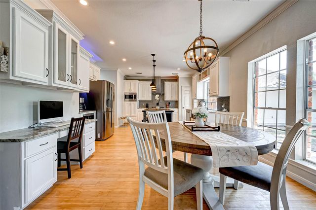 14 Bradford Circle, Sugar Land, TX 77479