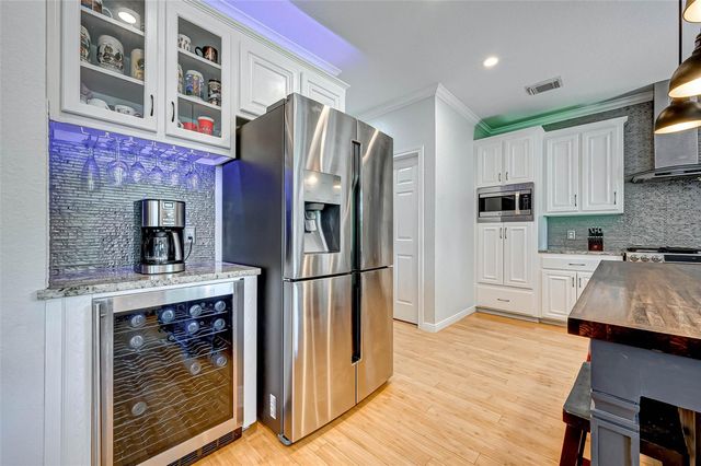 14 Bradford Circle, Sugar Land, TX 77479