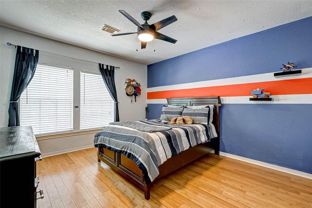 14 Bradford Circle, Sugar Land, TX 77479