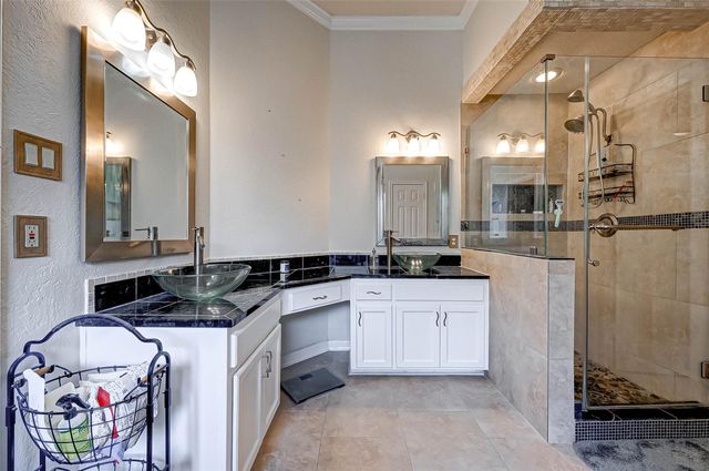 14 Bradford Circle, Sugar Land, TX 77479