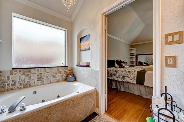 14 Bradford Circle, Sugar Land, TX 77479