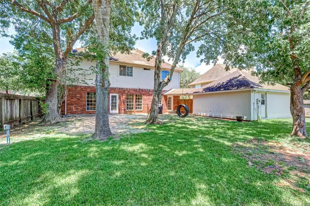 14 Bradford Circle, Sugar Land, TX 77479