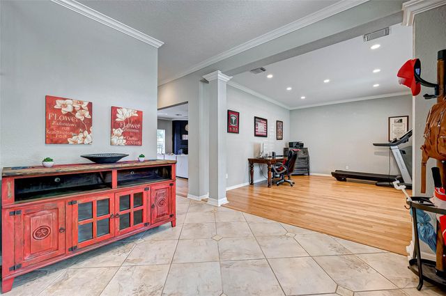 14 Bradford Circle, Sugar Land, TX 77479