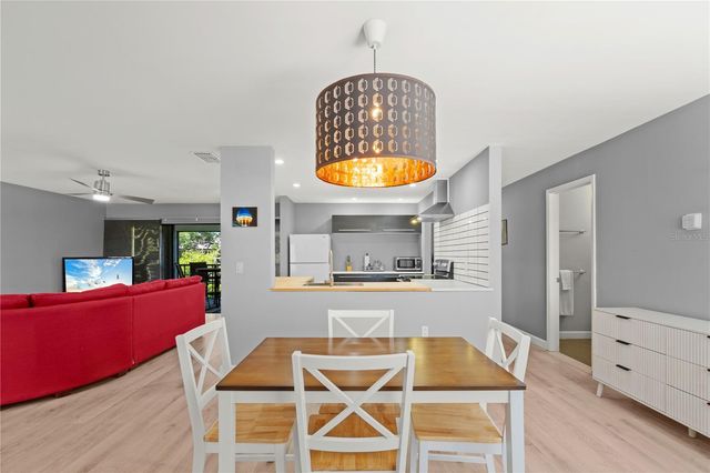 2746 ORCHID OAKS DRIVE 301, Sarasota, FL 34239