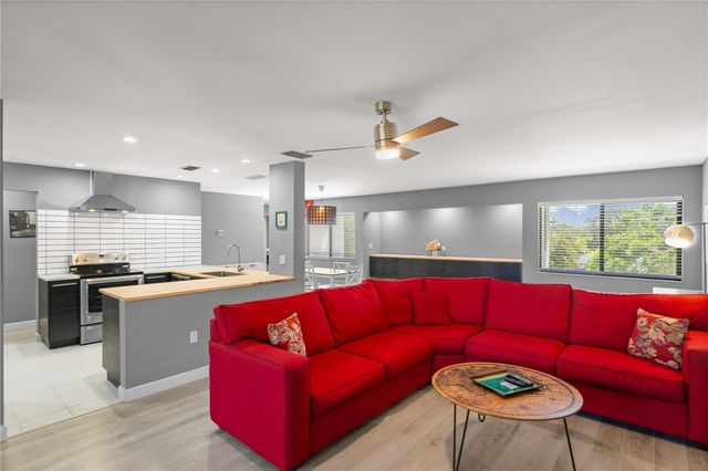 2746 ORCHID OAKS DRIVE 301, Sarasota, FL 34239