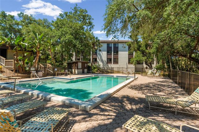 2746 ORCHID OAKS DRIVE 301, Sarasota, FL 34239
