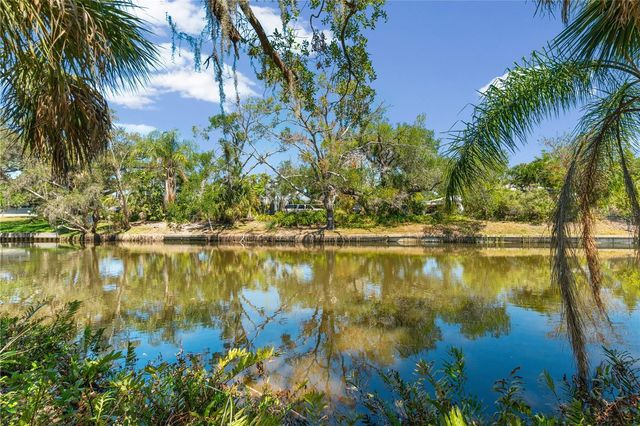 2746 ORCHID OAKS DRIVE 301, Sarasota, FL 34239
