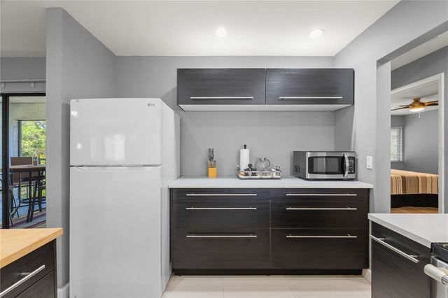 2746 ORCHID OAKS DRIVE 301, Sarasota, FL 34239