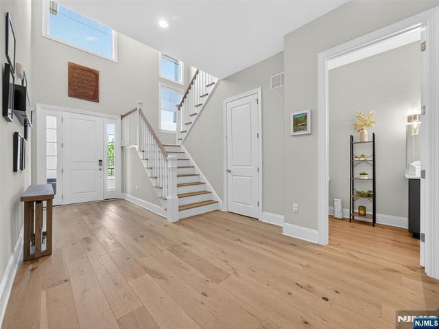 19 Woodmont Circle, River Vale, NJ 07675